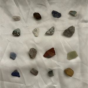 Crystal manifesting healing crystals